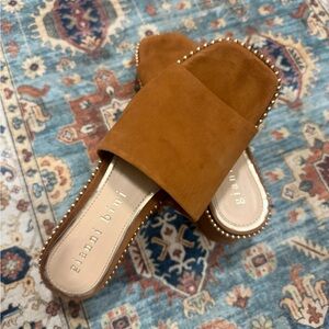 Gianni Bini Women's Brown Suede Mules
